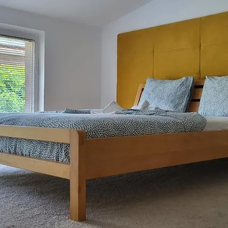 Apartment Flaneur