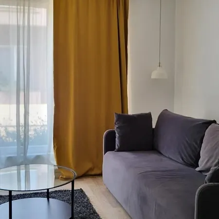 Flaneur Apartment *